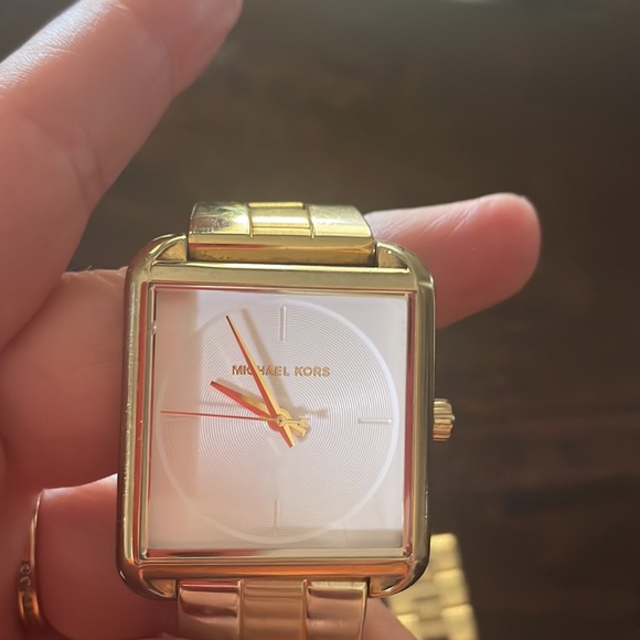 Michael Kors watch - Picture 4 of 12